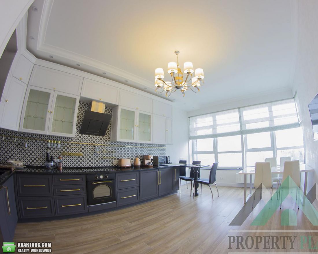 Rent out 4-room apartment. Киев,  Кловский спуск — photo 8