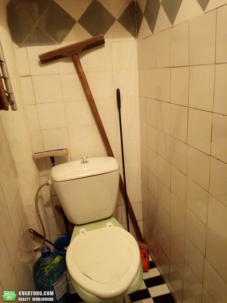 Rent out 2-room apartment. Киев, Воскресенский б-р — photo 10