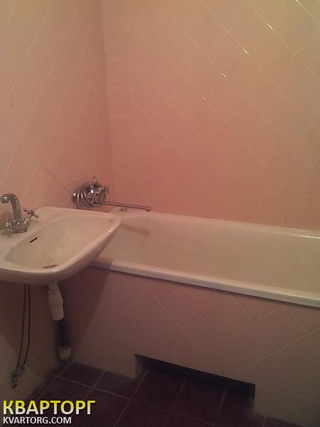 Sell 3-room apartment. Киев,  Курская — photo 4