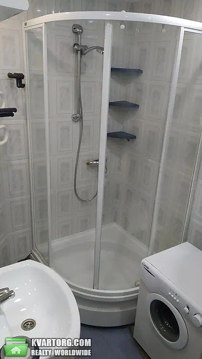 Rent out 3-room apartment. Киев, Стратегическое шоссе — photo 4