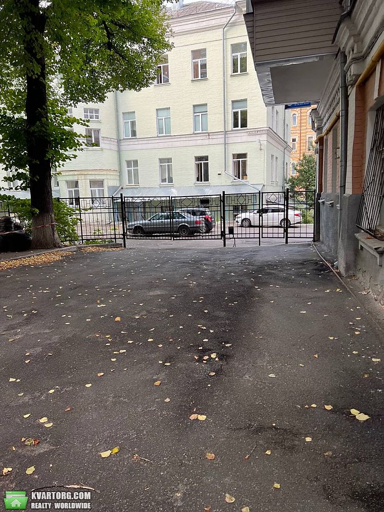 Rent out office. Киев,  Лютеранская — photo 1