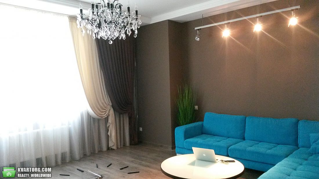 Rent out 2-room apartment. Киев,  Филатова — photo 3
