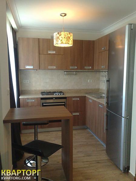 Rent out 1-room apartment. Киев,  Мечникова — photo 1