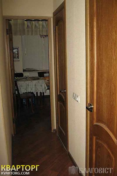 Sell 2-room apartment. Киев,  Почайнинская — photo 10