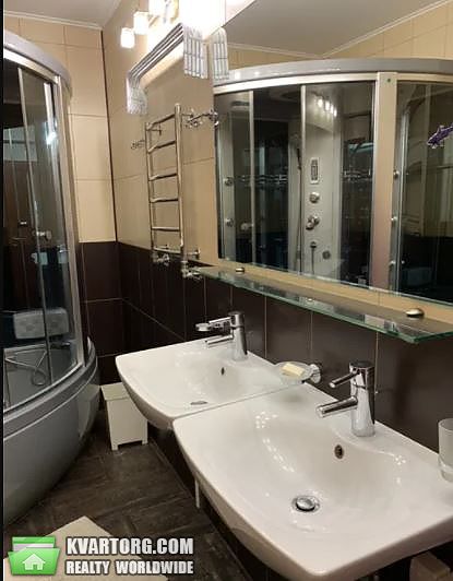 Rent out 3-room apartment. Киев,  Паньковская — photo 4