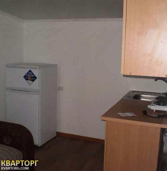 Rent out house. Киев,  Закарпатская — photo 1