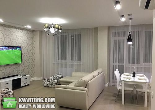 Rent out 2-room apartment. Киев,  Бажана — photo 4