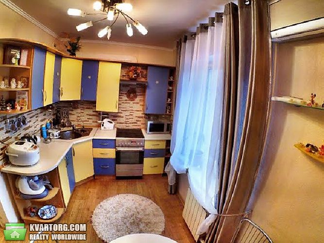 Sell 2-room apartment. Киев,  Маяковского — photo 2