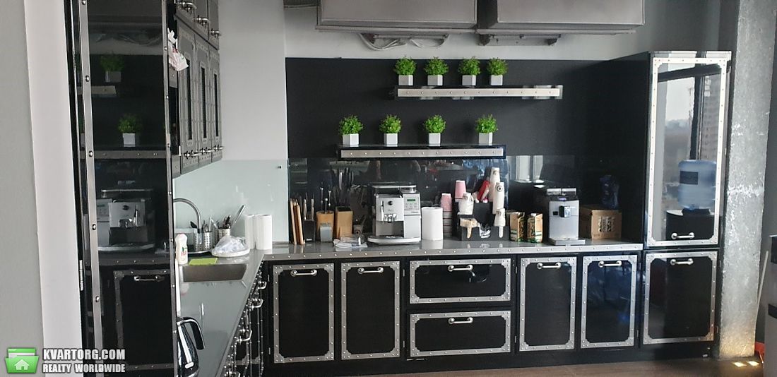 Rent out office. Киев,  Дегтяревская — photo 4