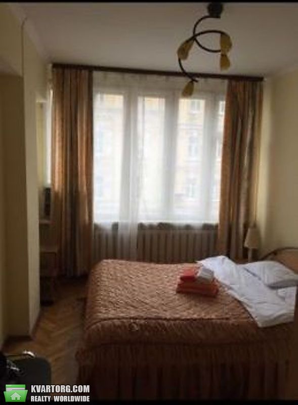 Sell 2-room apartment. Киев,  Владимирская — photo 2