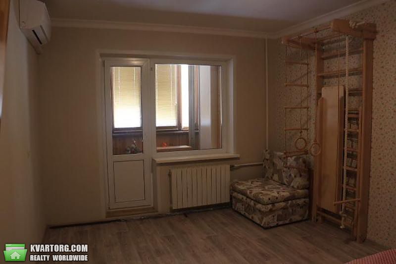 Sell 1-room apartment. Киев,  Ревуцкого — photo 1