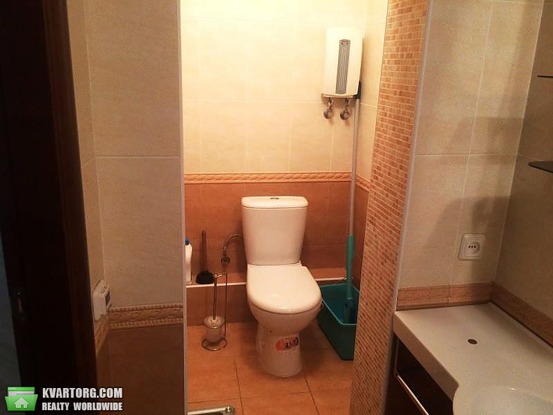 Rent out 3-room apartment. Киев,  Чаадаева — photo 10