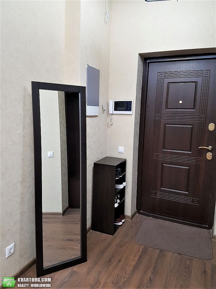 Rent out 3-room apartment. Киев, Ломоносова — photo 1