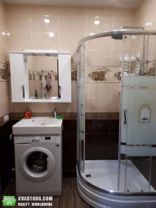Rent out 2-room apartment. Киев, Луценко — photo 4