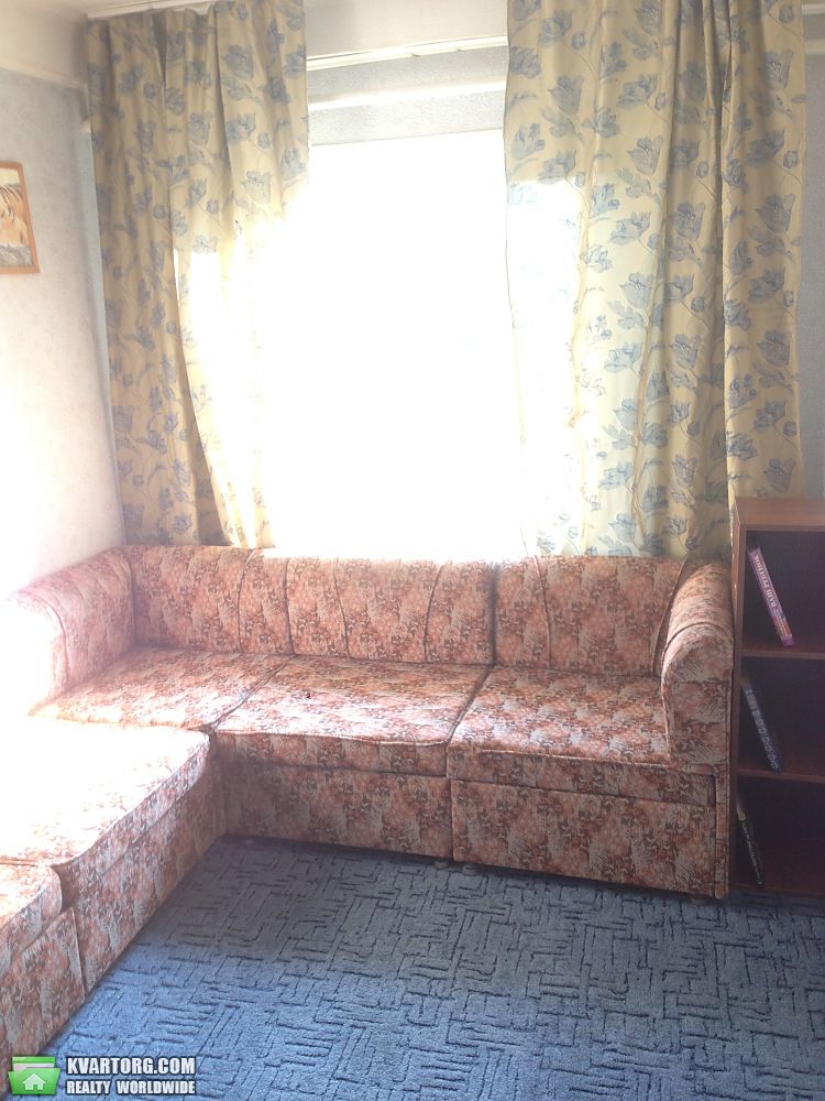 Sell 2-room apartment. Киев,  Воссоединения пр — photo 2