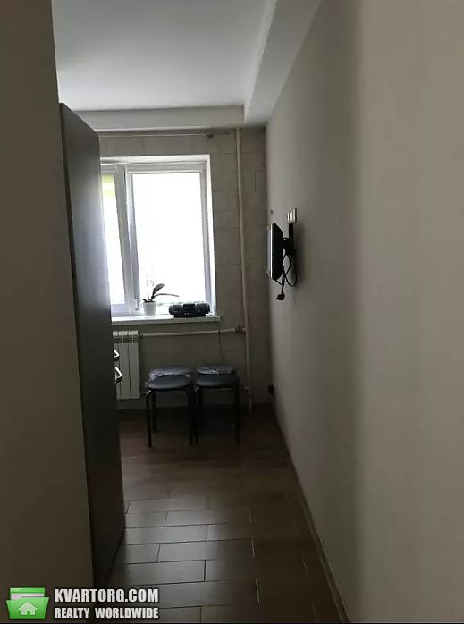 Rent out 2-room apartment. Киев, Волгоградская, 41 — photo 6