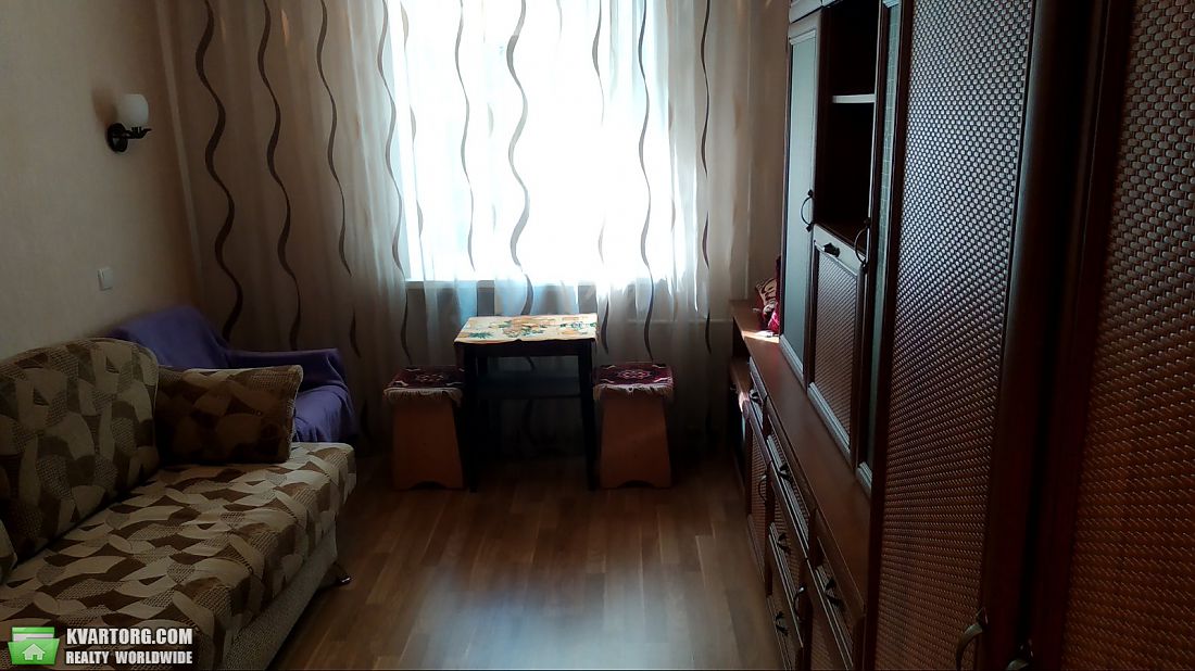 Rent out 1-room apartment. Киев,  Вернадского бул — photo 1