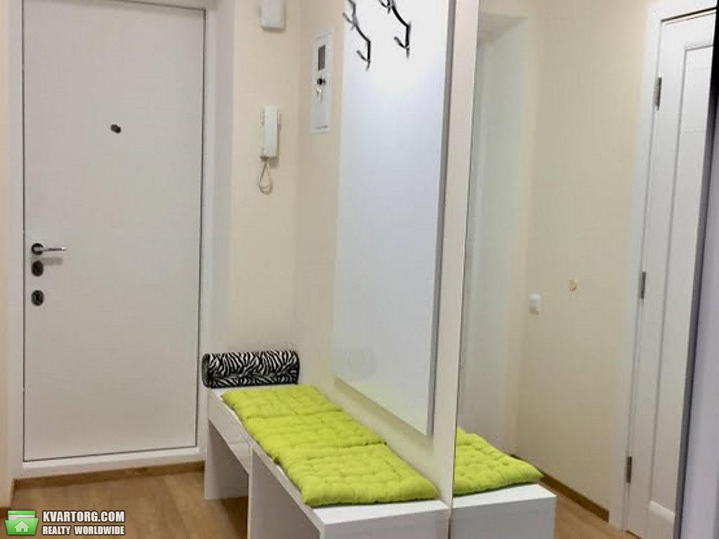 Rent out 2-room apartment. Киев,  Владимирская — photo 9