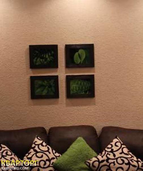 Rent out house. Киев,  Оболонская — photo 1
