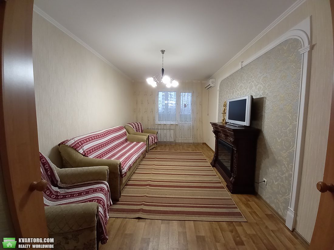 Rent out 3-room apartment. Киев, Урловская — photo 2
