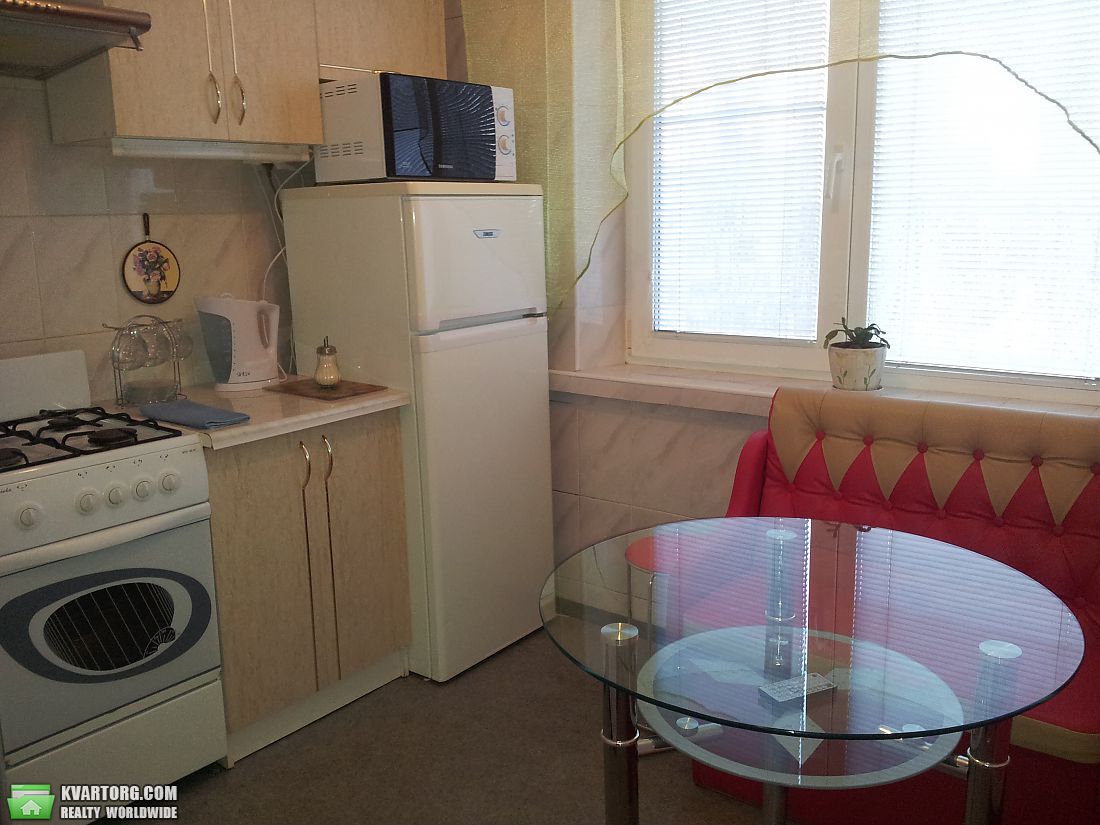 Rent out 1-room apartment. Харьков, Владислава Зубенко — photo 3
