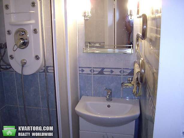 Rent out 2-room apartment. Киев,  Златоустовская — photo 3