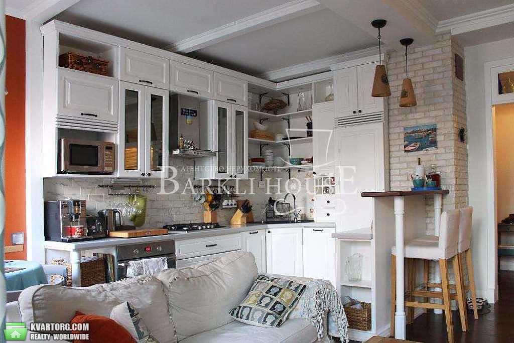 Rent out 3-room apartment. Киев,  Волошская — photo 2