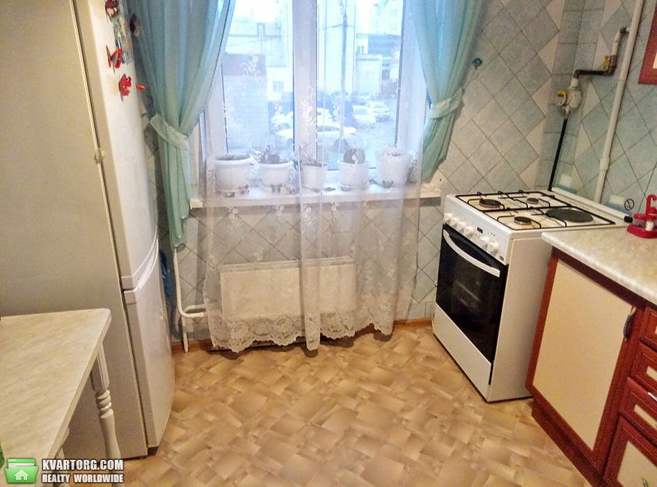 продам 3-комнатную квартиру. Киев,   Каштановая - фото 2
