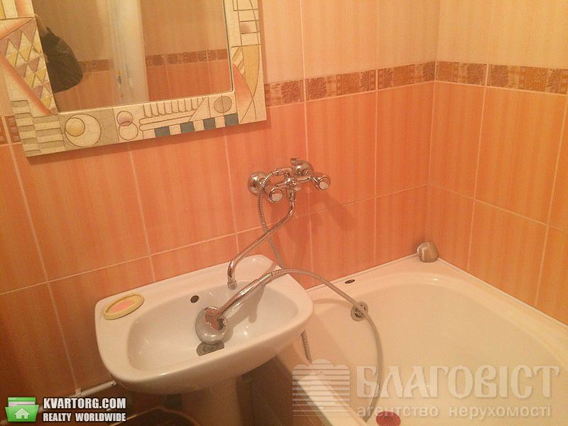 Sell 2-room apartment. Киев,  Никольско-Слободская — photo 4