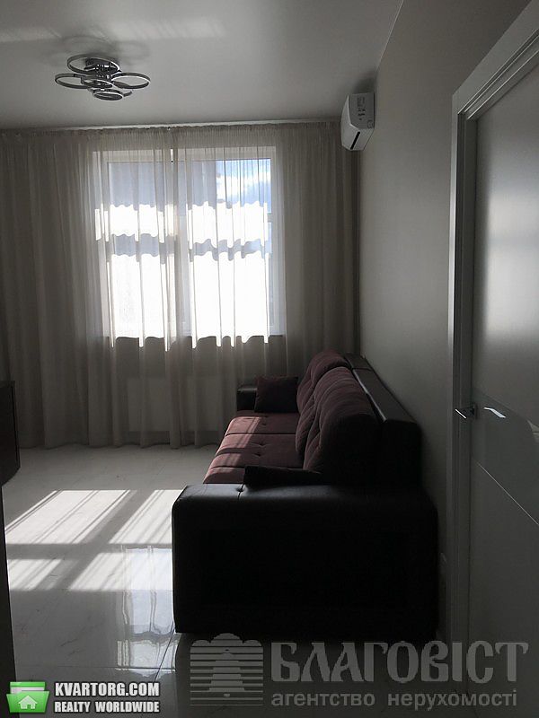 Sell 1-room apartment. Киев,  Барбюса — photo 1