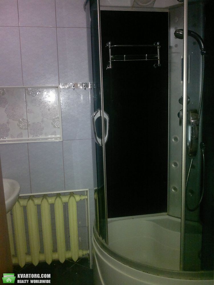 Rent out 2-room apartment. Одесса, Бабеля — photo 5