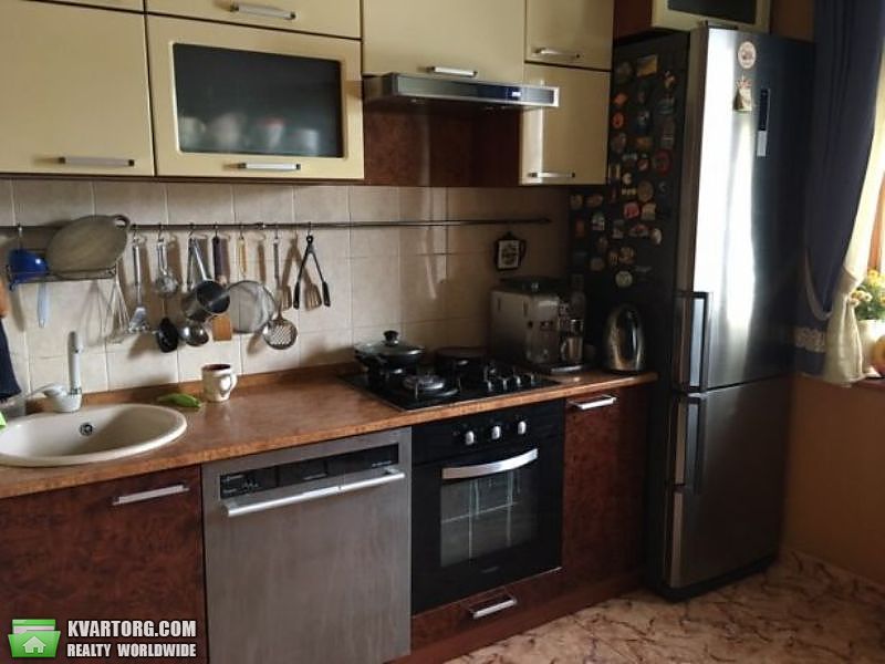Sell 2-room apartment. Киев,  Тростянецкая — photo 1