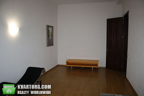 Rent out 2-room apartment. Киев, Банковая — photo 10