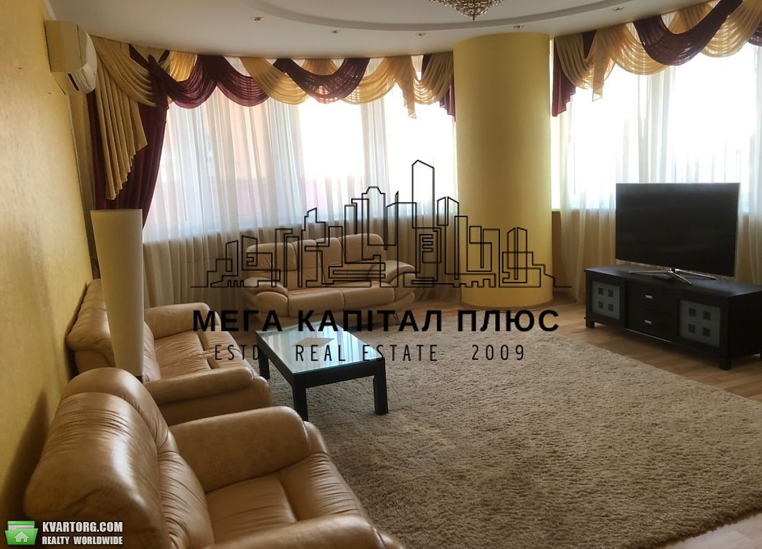 Rent out 4-room apartment. Киев, Левка Лук’яненка — photo 1