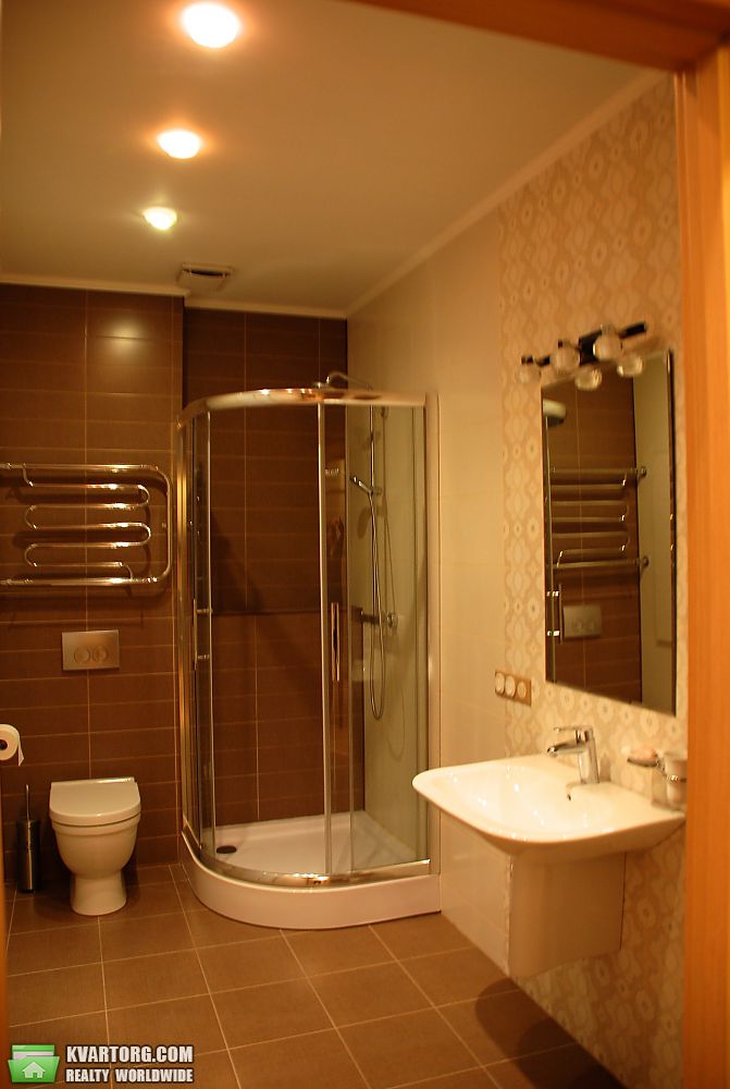 Rent out 3-room apartment. Киев, Никольско-Слободская — photo 10
