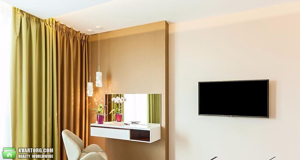 Rent out 2-room apartment. Киев,  Златоустовская — photo 8