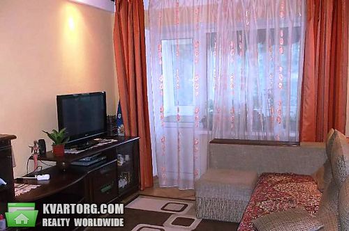 Sell 3-room apartment. Киев, Васильковская — photo 1