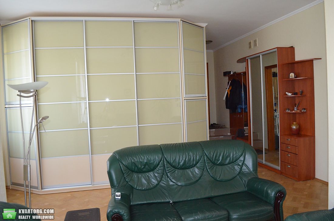 Sell 3-room apartment. Днепропетровск, Кучеревского бульвар — photo 1