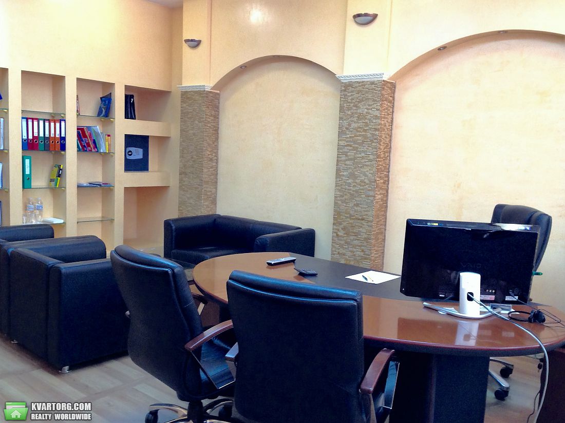 Sell office. Киев,  Лютеранская — photo 1