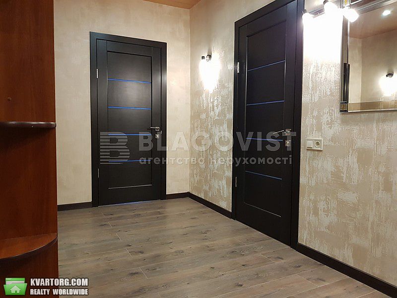 Rent out 2-room apartment. Киев,  Верховного Совета бул — photo 9