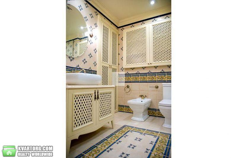 Rent out 2-room apartment. Киев, сикорского — photo 7