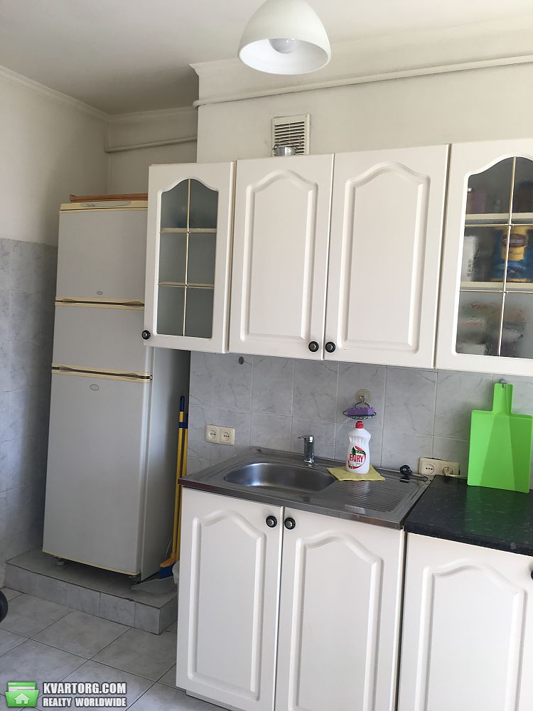 Rent out 2-room apartment. Киев,  Большая Васильковская — photo 5
