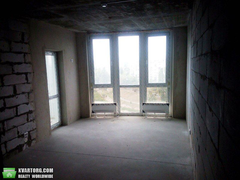 Sell 2-room apartment. Киев,  Воссоединения пр — photo 2