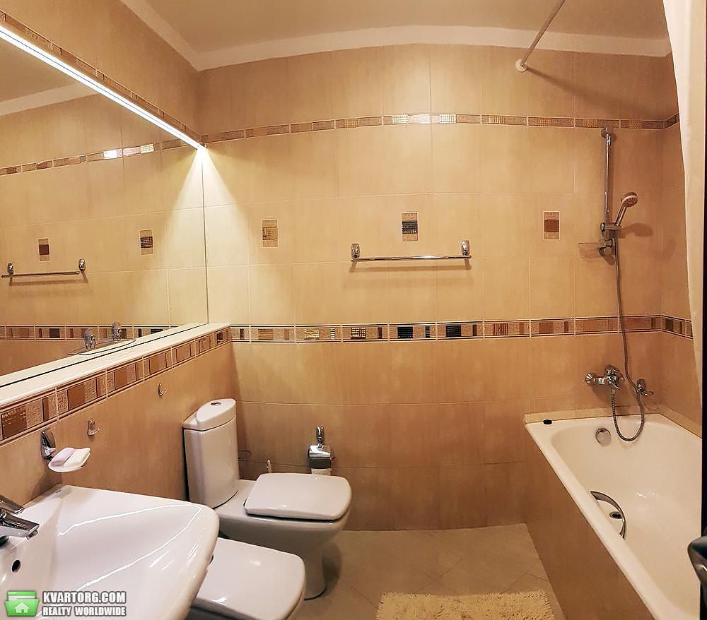 Rent out 3-room apartment. Киев,  Мирного Панаса — photo 1