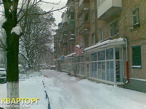 Sell shop. Киев, Ванды Василевской — photo 1