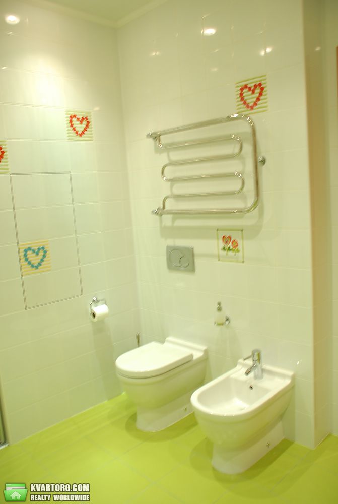 Rent out 3-room apartment. Киев, Никольско-Слободская — photo 9
