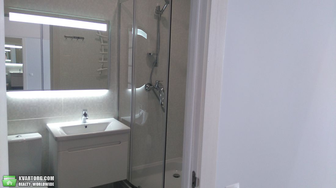 Rent out 1-room apartment. Днепропетровск, Лазаряна — photo 5