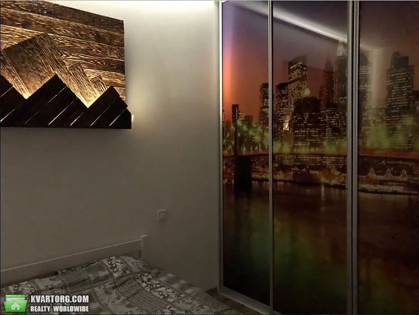 Sell 2-room apartment. Киев,  Урловская — photo 4