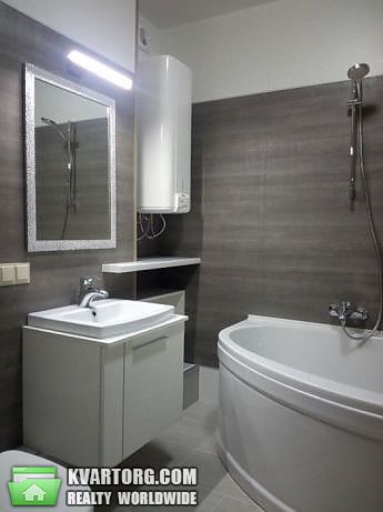 Rent out 2-room apartment. Киев, вацвала гавела — photo 5