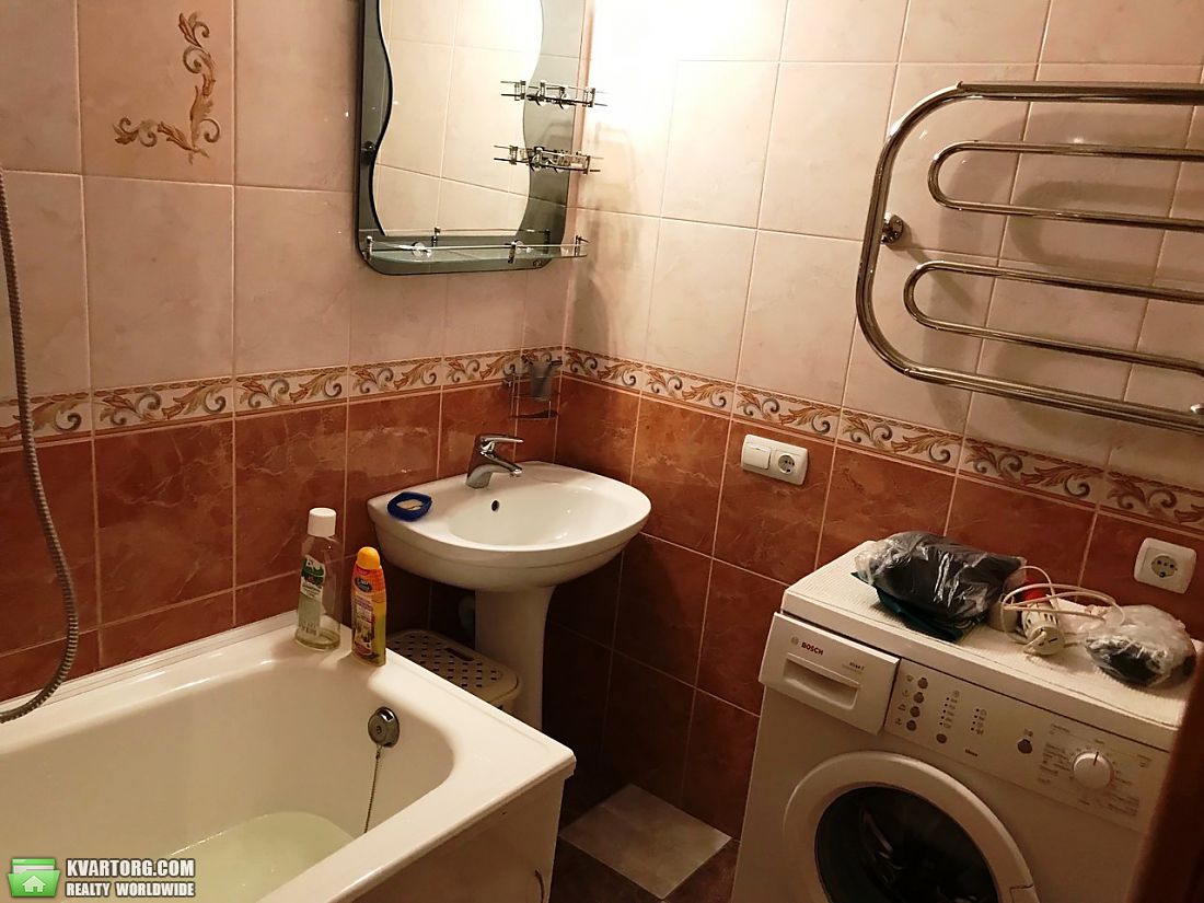 Rent out 2-room apartment. Киев,  Гната Юры — photo 6